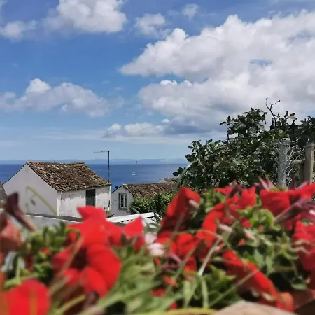 The Handmade House Azores בית הארחה *