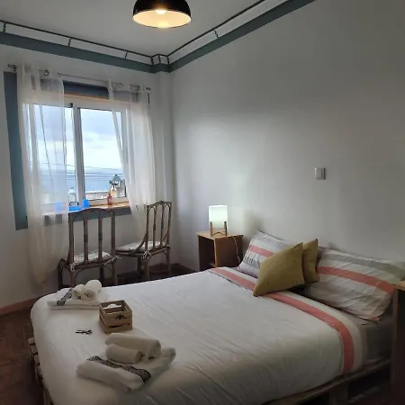 بيت ضيافة The Handmade House Azores *