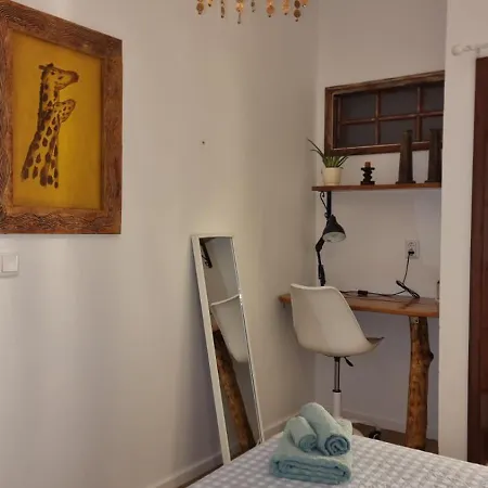 The Handmade House Azores بيت ضيافة Porto Formoso